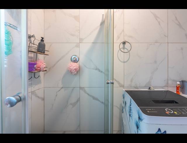 2 BEDROOM APARTMENT FOR SALE IN BUCCLEUCH